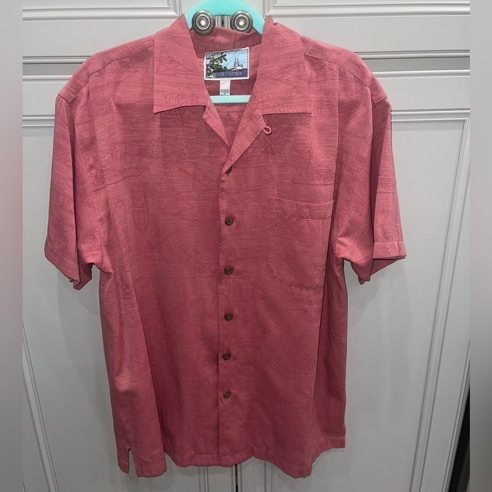 AFTCO Men’s short sleeve red button down boat shirt size medium